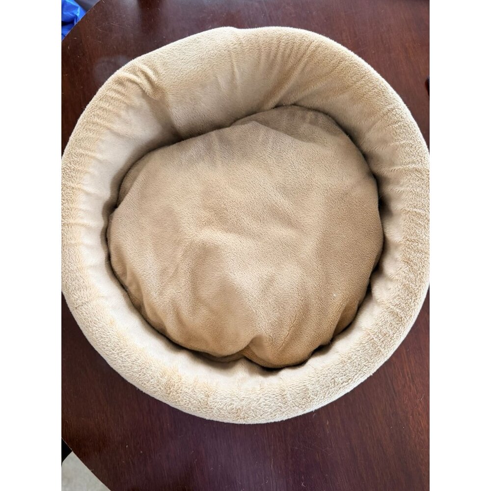 Plush Round Pet Bed For Cats Or Small Dogs Beige & Brown 12" Diameter
